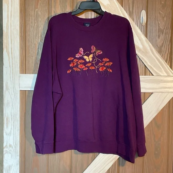 Basic Editions Rich Purple SweatShirt w/Butterflies. P2P 31-34. Size 3X. EUC - Picture 1 of 5